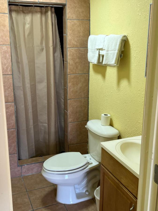 Economy Inn Одесса Экстерьер фото